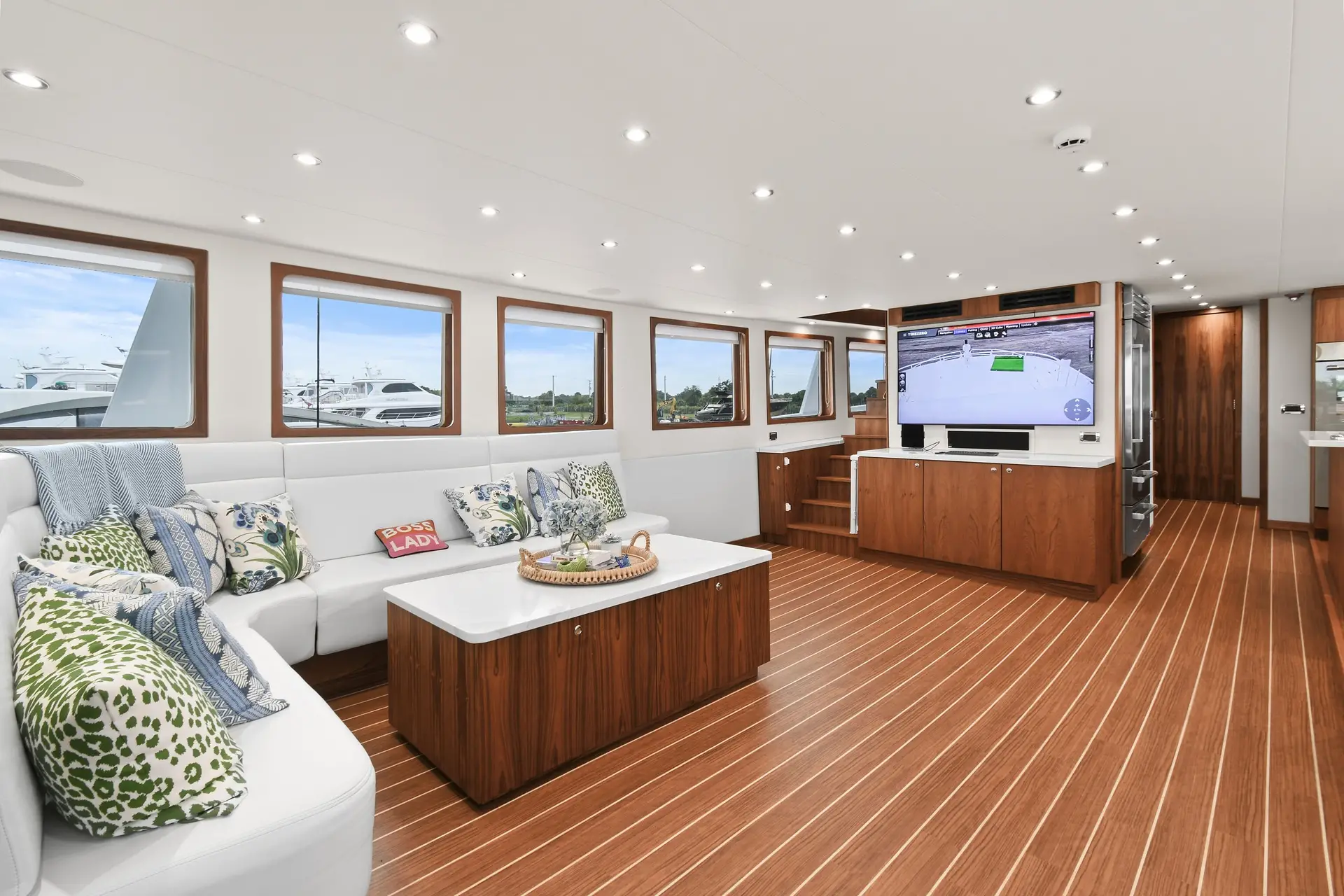 boat amenities photo